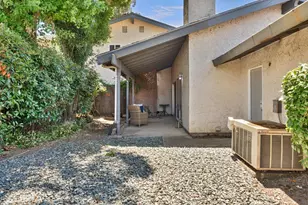 7223 Havenside Dr, Sacramento, CA 95831 - Photo 31