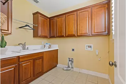 8643 Parada Court, Roseville, CA 95747 - Photo 23