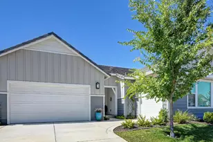 8353 Evans Tree Dr, Roseville, CA 95747 - Photo 3
