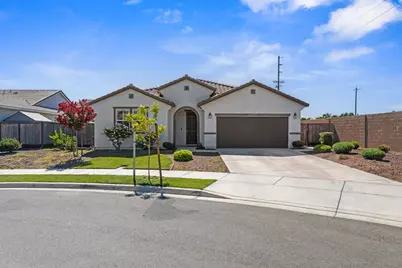 1589 Lantern Way, Hughson, CA 95326 - Photo 1