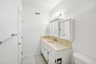 8717 Lorna Ct, Elk Grove, CA 95624 - Photo 27