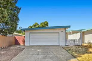 8717 Lorna Ct, Elk Grove, CA 95624 - Photo 45