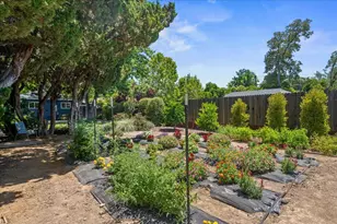 4416 71st St, Sacramento, CA 95820 - Photo 21