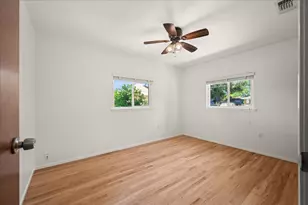 4416 71st St, Sacramento, CA 95820 - Photo 15