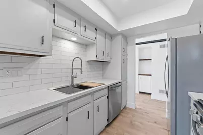 2416 N Main Street #H, Salinas, CA 93906 - Photo 5