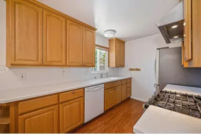 5526 38th Avenue, Sacramento, CA 95824 - Photo 3