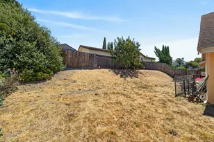 807 Reef Point Dr, Rodeo, CA 94572 - Photo 45
