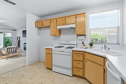 8640 Travary, Antelope, CA 95843 - Photo 15