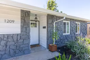 1209 Greenhills Rd, Sacramento, CA 95864 - Photo 5