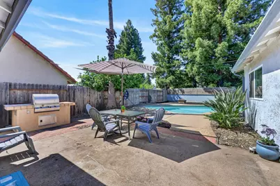8980 Canberra Dr, Sacramento, CA 95826 - Photo 41