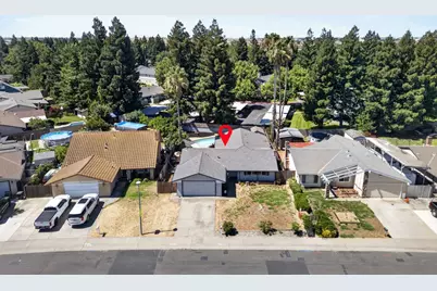 8980 Canberra Dr, Sacramento, CA 95826 - Photo 47