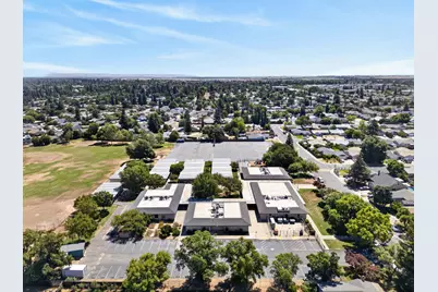 8980 Canberra Dr, Sacramento, CA 95826 - Photo 51
