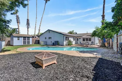8980 Canberra Dr, Sacramento, CA 95826 - Photo 39