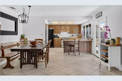 8980 Canberra Dr, Sacramento, CA 95826 - Photo 13