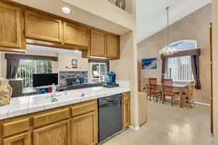 8228 Montevina Dr, Sacramento, CA 95829 - Photo 19