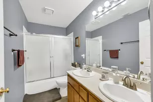 8228 Montevina Dr, Sacramento, CA 95829 - Photo 29