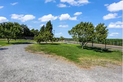 237 Leek Road, Modesto, CA 95357 - Photo 5