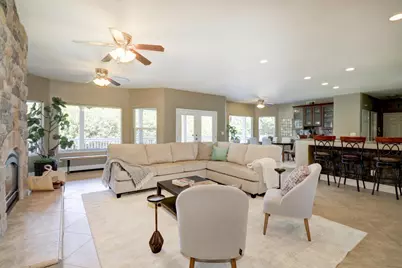 2761 Creekside Lane, Sacramento, CA 95821 - Photo 15