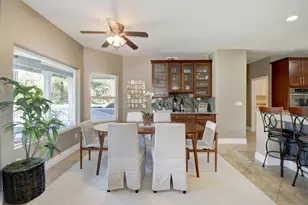 2761 Creekside Ln, Sacramento, CA 95821 - Photo 19