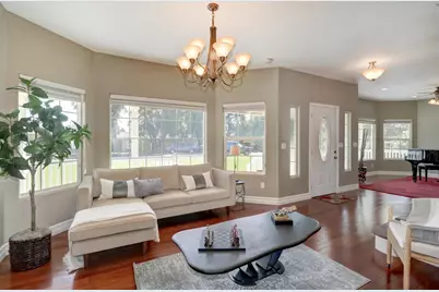 2761 Creekside Lane, Sacramento, CA 95821 - Photo 7