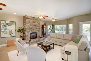 2761 Creekside Ln, Sacramento, CA 95821 - Photo 11