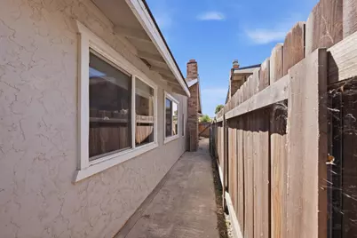 9270 Defiance Cir, Sacramento, CA 95827 - Photo 39