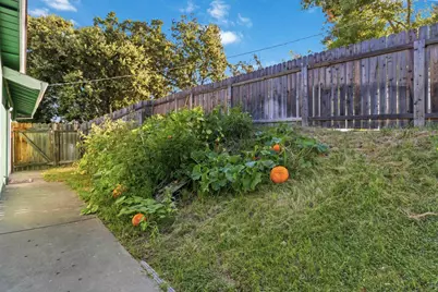 8644 Central Avenue, Orangevale, CA 95662 - Photo 31