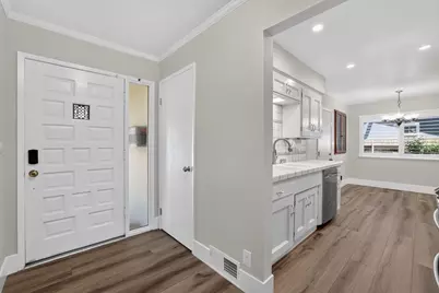 8620 Midfield Way, Sacramento, CA 95826 - Photo 7