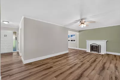 8620 Midfield Way, Sacramento, CA 95826 - Photo 9