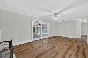 8620 Midfield Way, Sacramento, CA 95826 - Photo 11