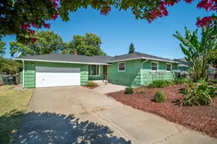 3813 Horton Ln, Carmichael, CA 95608 - Photo 3