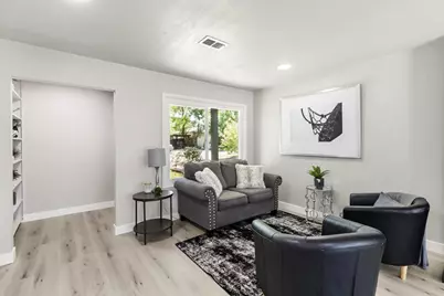 2145 Kincaid Way, Sacramento, CA 95825 - Photo 5