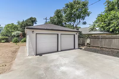 2145 Kincaid Way, Sacramento, CA 95825 - Photo 25