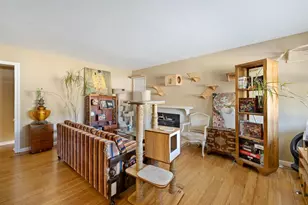 6330 Cushing Way, Sacramento, CA 95823 - Photo 9