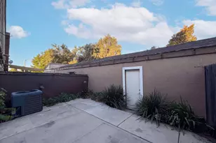 208 Touchstone Pl, West Sacramento, CA 95691 - Photo 37
