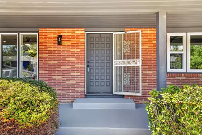 5811 11th Ave, Sacramento, CA 95820 - Photo 5