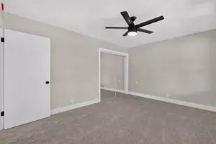 5811 11th Ave, Sacramento, CA 95820 - Photo 33
