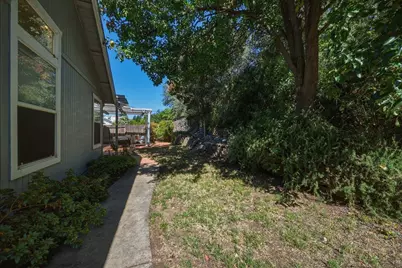130 Goodell Drive, Folsom, CA 95630 - Photo 33