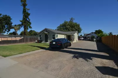 412 Laurel Avenue, Modesto, CA 95351 - Photo 1