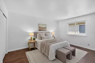8232 Center Pkwy, Sacramento, CA 95823 - Photo 25