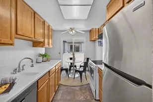 8232 Center Pkwy, Sacramento, CA 95823 - Photo 15