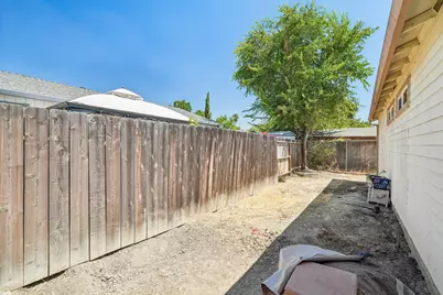 2020 E 5th Street, Stockton, CA 95206 - Photo 19