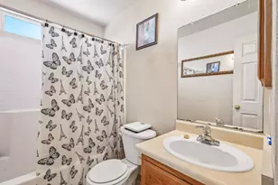 2020 E 5th St, Stockton, CA 95206 - Photo 17