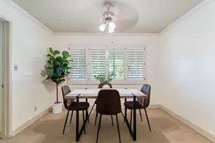 8 W Robinhood Dr, Stockton, CA 95207 - Photo 15