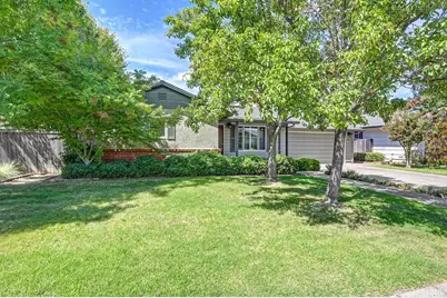 1701 Daphne Avenue, Sacramento, CA 95815 - Photo 3