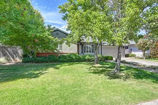 1701 Daphne Ave, Sacramento, CA 95815 - Photo 3