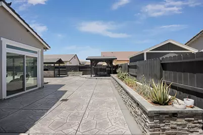 2573 Chrysler Avenue, Manteca, CA 95337 - Photo 47