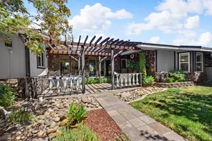 1941 Wawona St, Manteca, CA 95337 - Photo 15