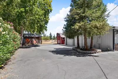 1941 Wawona Street, Manteca, CA 95337 - Photo 5