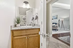 949 Oliver Ct, Woodland, CA 95776 - Photo 9